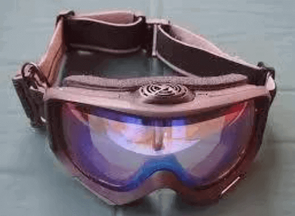 Custom Snowboard Goggles with ventilation fans